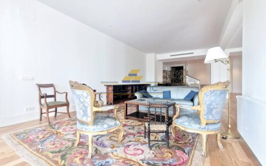 Piso en alquiler en Jerónimos