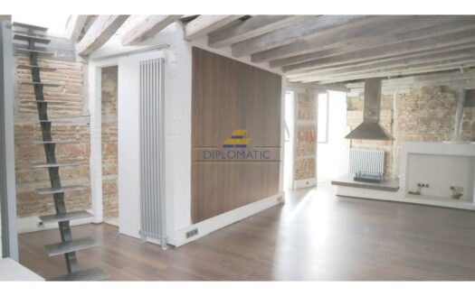 Ático en alquiler en Universidad-Malasaña