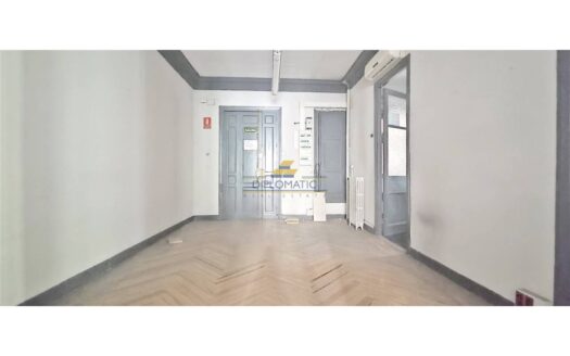 Oficina en alquiler en Recoletos