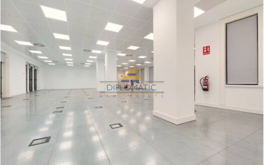 Oficina en alquiler en Sol