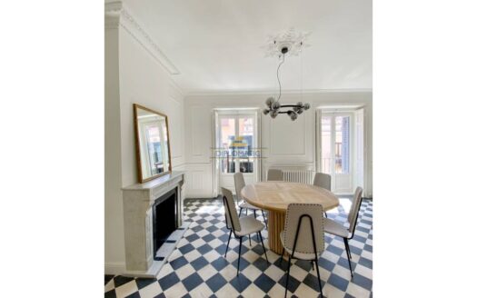 Piso en venta en Justicia-Chueca