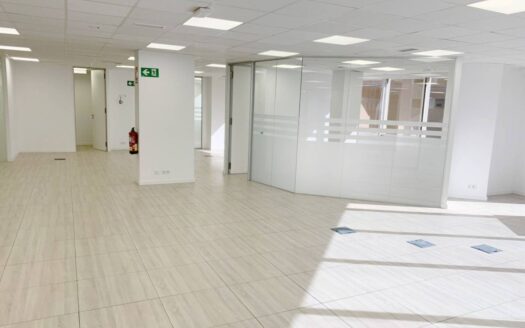 Oficina en alquiler en Castillejos