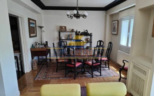 Piso en alquiler en Cuatro Caminos