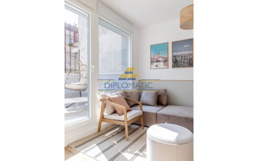 Apartamento en alquiler en Cuatro Caminos