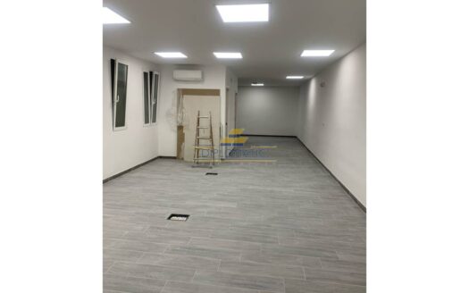 Oficina en alquiler en Río Rosas