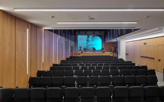 Oficina en alquiler en Cuatro Caminos