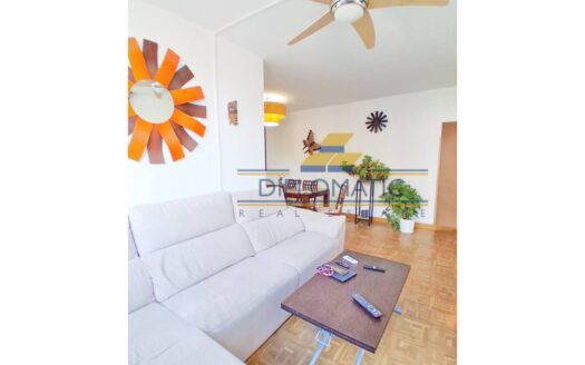 Piso en venta en Cuatro Caminos