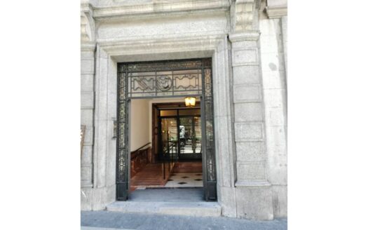 Piso en venta en Universidad-Malasaña