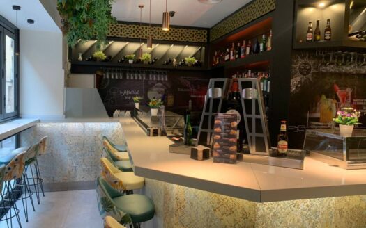 Local en traspaso en Palacio