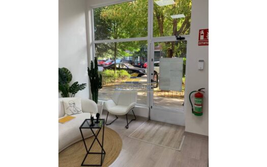 Local en traspaso en Guindalera