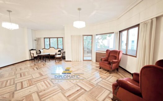 Piso en alquiler en Jerónimos