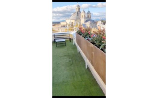 Ático en alquiler en Palacio