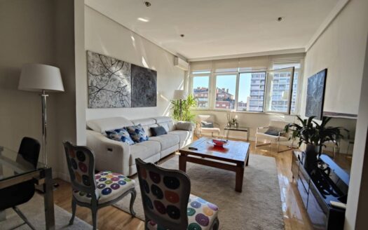 Piso en alquiler temporal en Cuatro Caminos