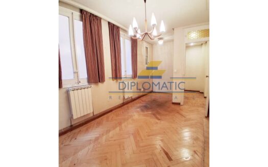 Piso en venta en Recoletos