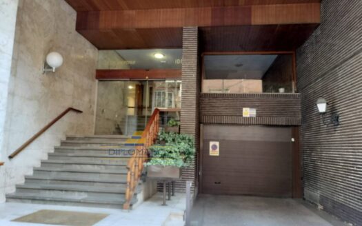 Piso en alquiler en Lista