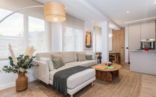 Piso en alquiler temporal en Cuatro Caminos