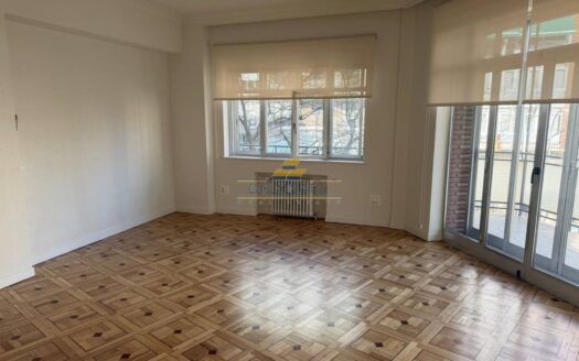 Oficina en alquiler en Río Rosas