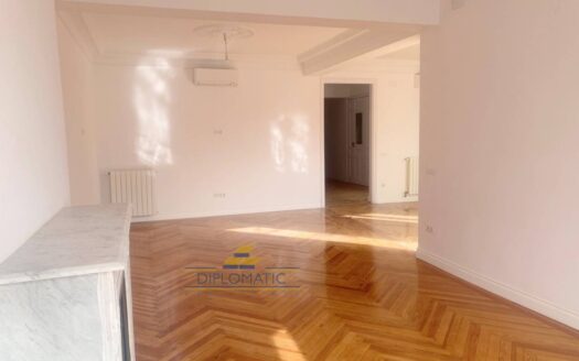 Piso en alquiler en Cortes-Huertas