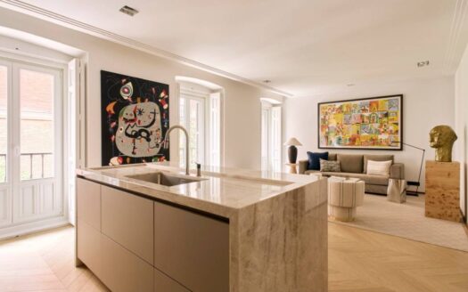 Piso en alquiler temporal en Cortes-Huertas