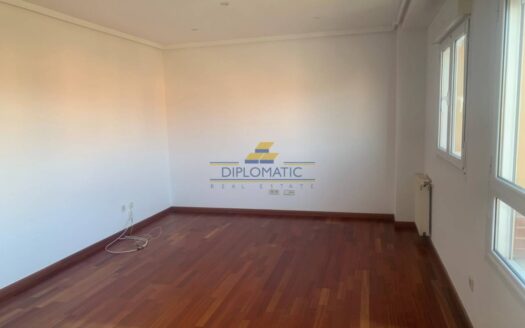 Piso en alquiler en Sanchinarro