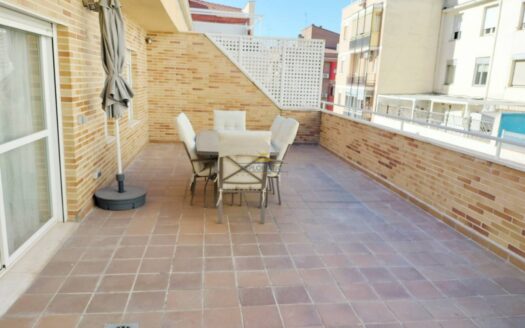 Dúplex en alquiler en Cuatro Caminos